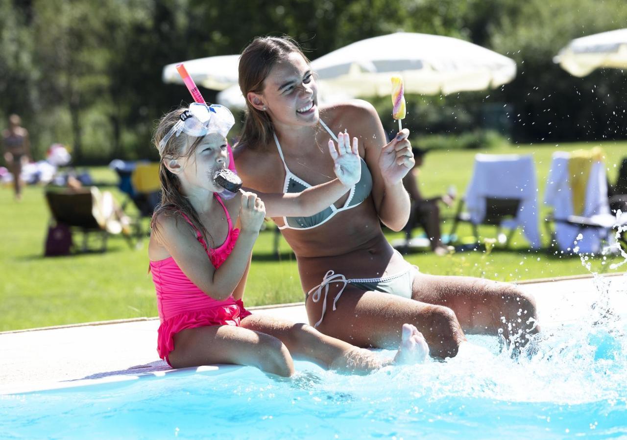 Aldiana Club Salzkammergut Und Grimmingtherme Bad Mitterndorf Bagian luar foto