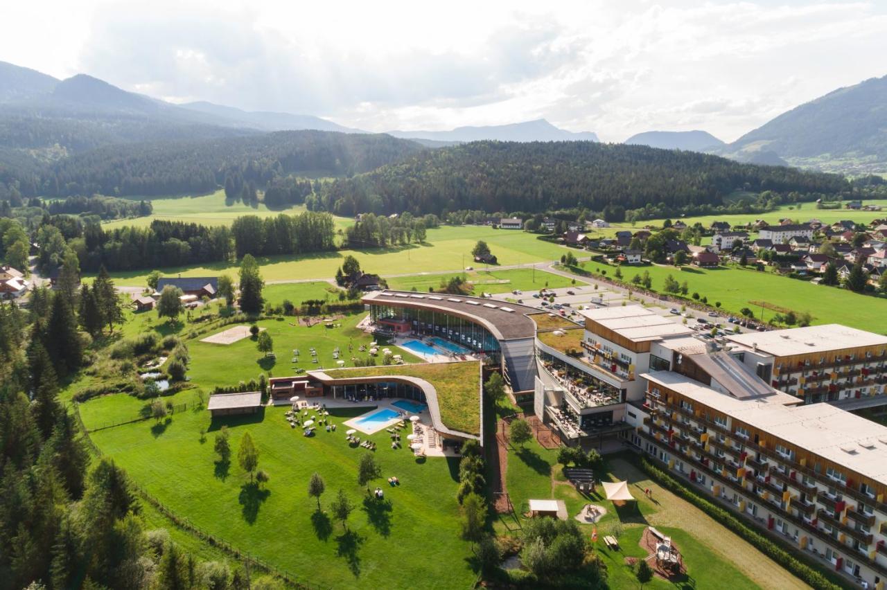 Aldiana Club Salzkammergut Und Grimmingtherme Bad Mitterndorf Bagian luar foto