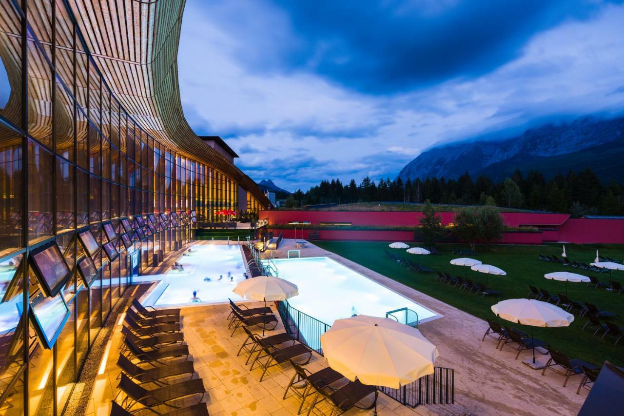 Aldiana Club Salzkammergut Und Grimmingtherme Bad Mitterndorf Bagian luar foto